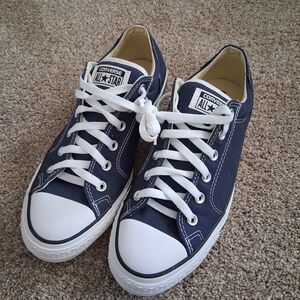 Converse All Star Low Top Sneakers in Navy and White Size 10